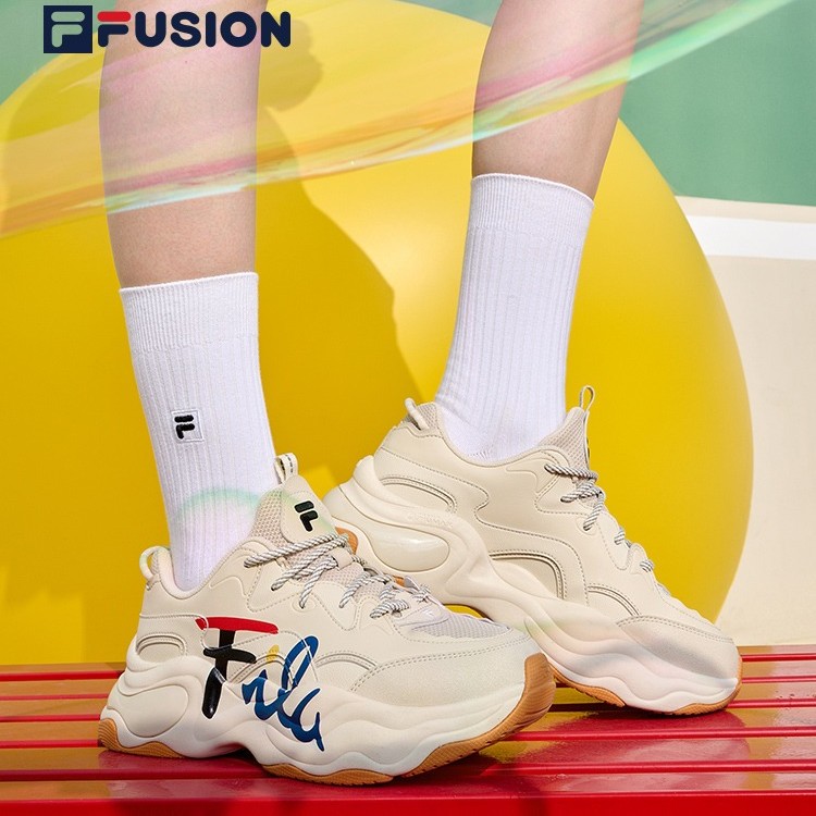 波浪字母泡泡鞋斐乐潮牌百搭运动潮流复古老爹鞋T12W231304F