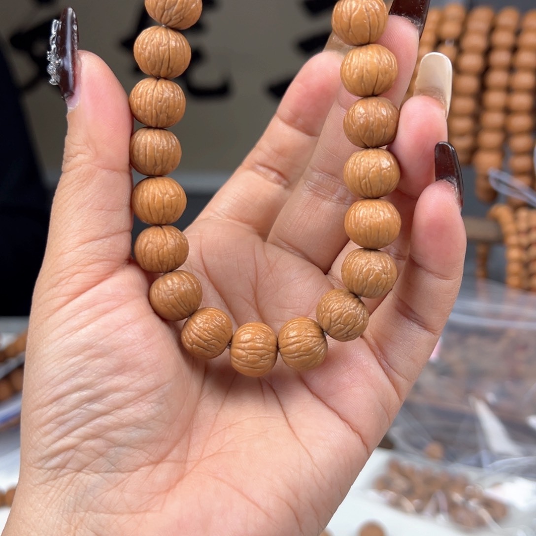 猴头核桃吊坠半*凤羽