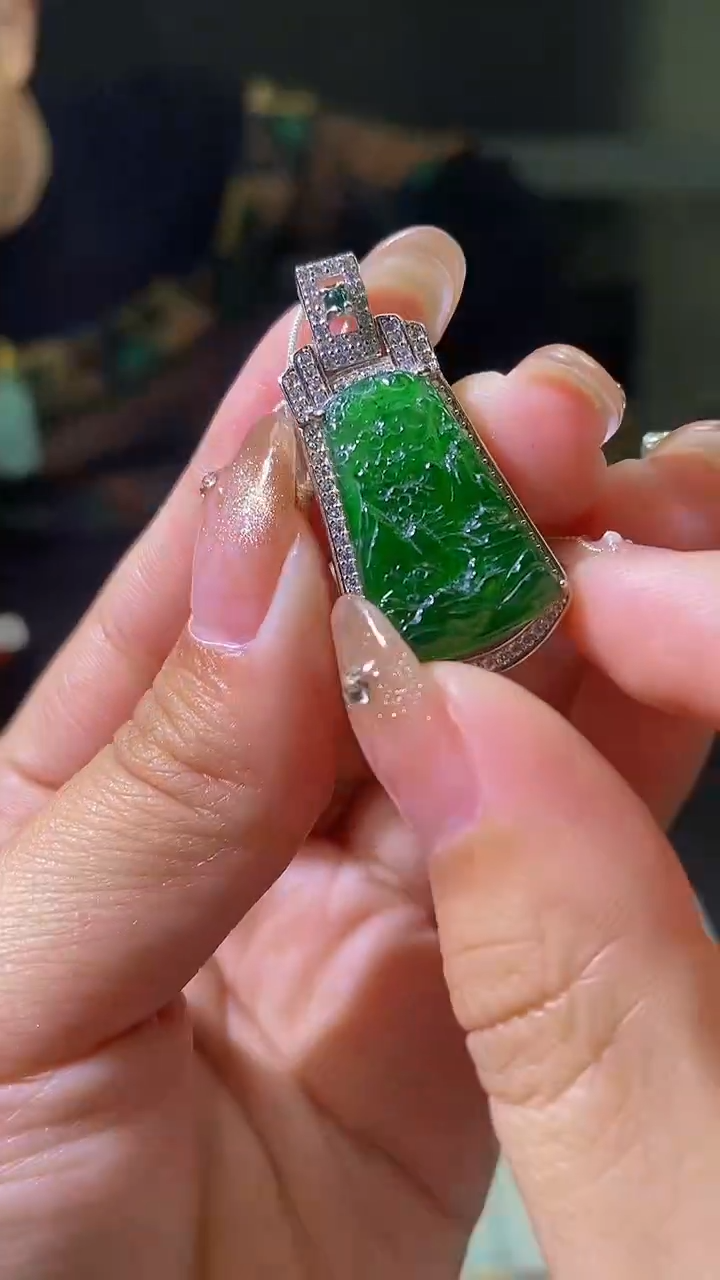 【闪购商品】翡翠颈饰银S925镶嵌H79