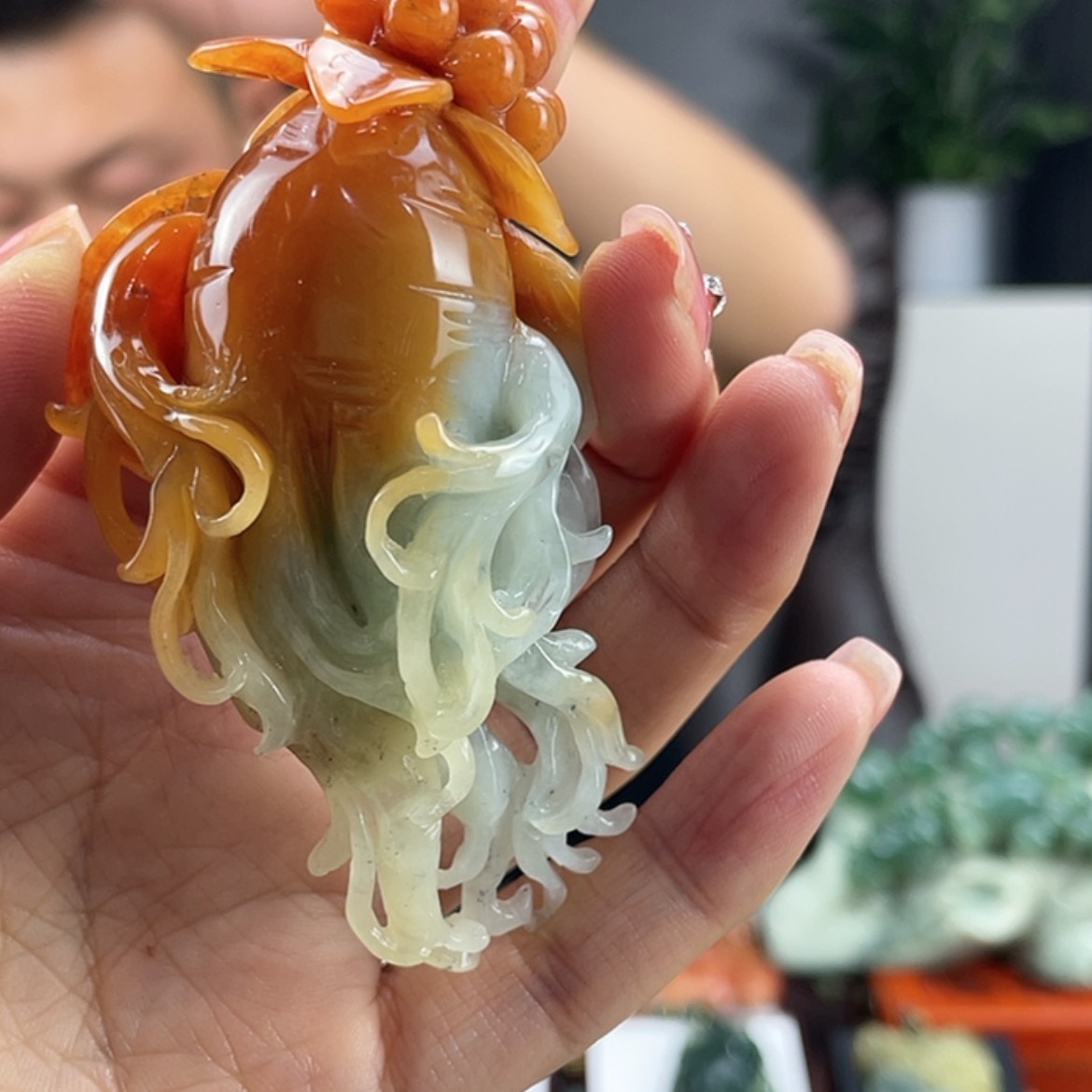 【闪购商品】蛇纹石玉颈饰未镶嵌