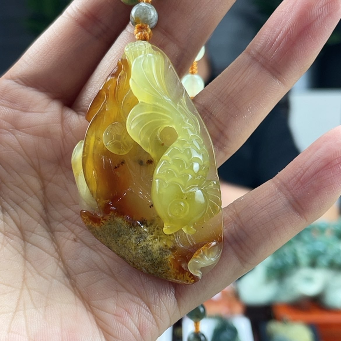 【闪购商品】蛇纹石玉颈饰未镶嵌