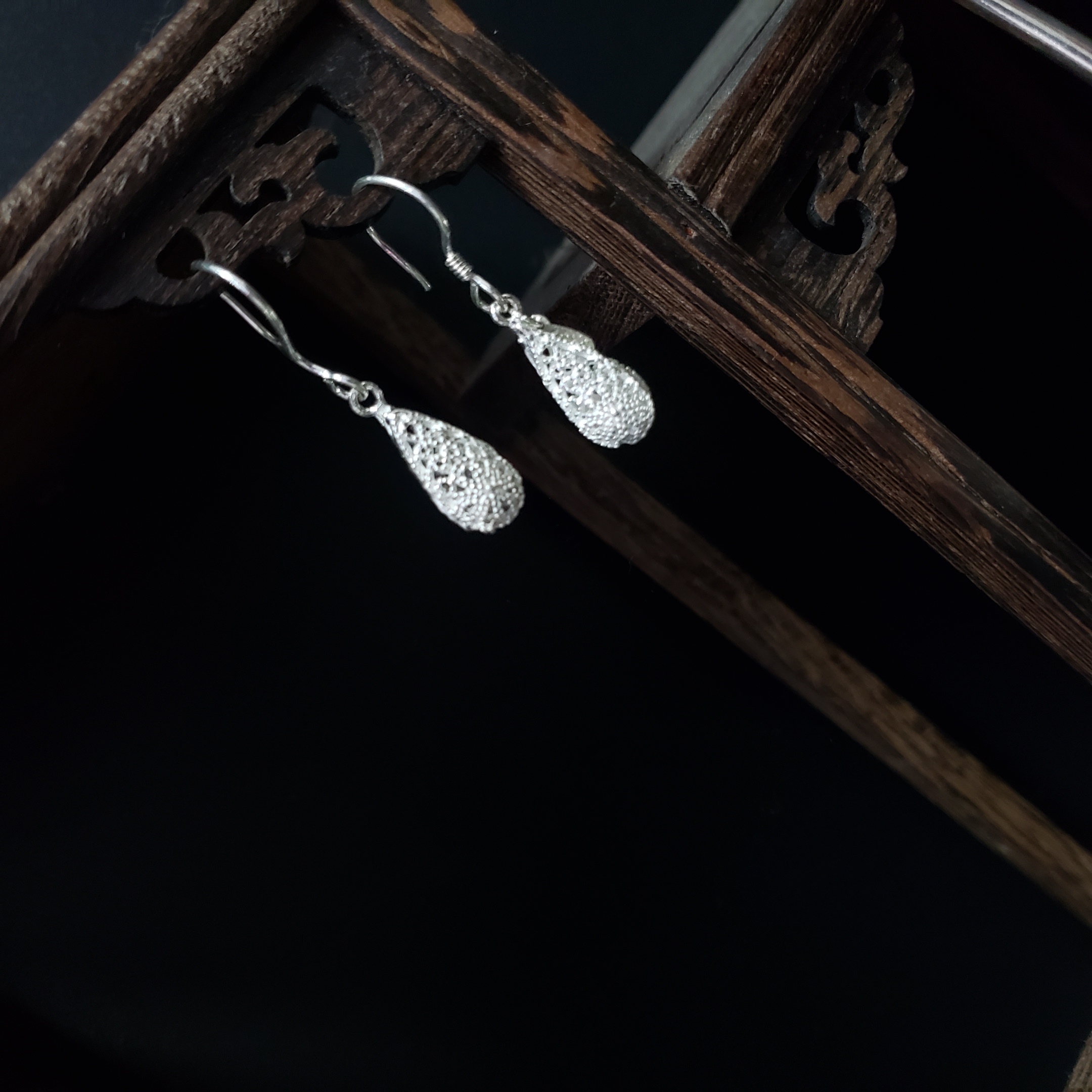 足银耳饰 足银水滴耳环民族风耳坠素款耳饰简约时尚款