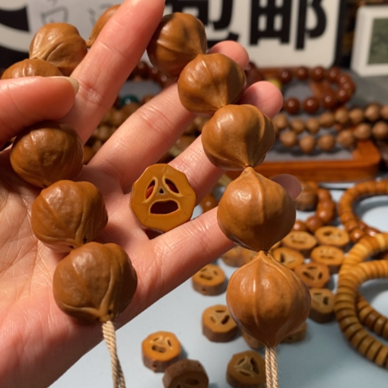 【闪购商品】橄榄核手串昌***子4112百万水晶核