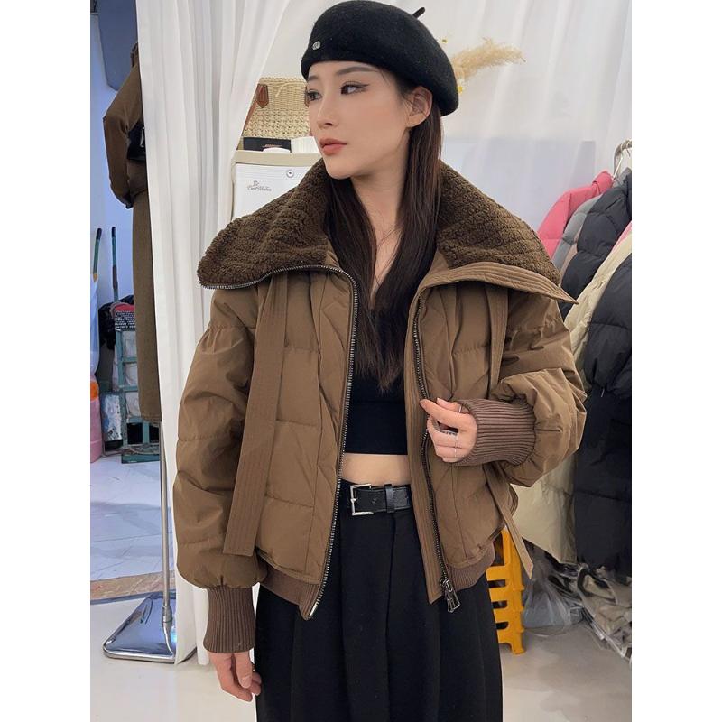 白鸭绒短款羽绒服女冬季2023今年爆款穿搭品牌小个子外套女