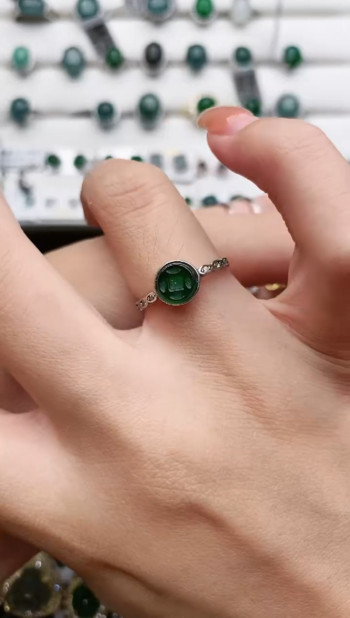 【闪购商品】翡翠戒指银S925镶嵌............