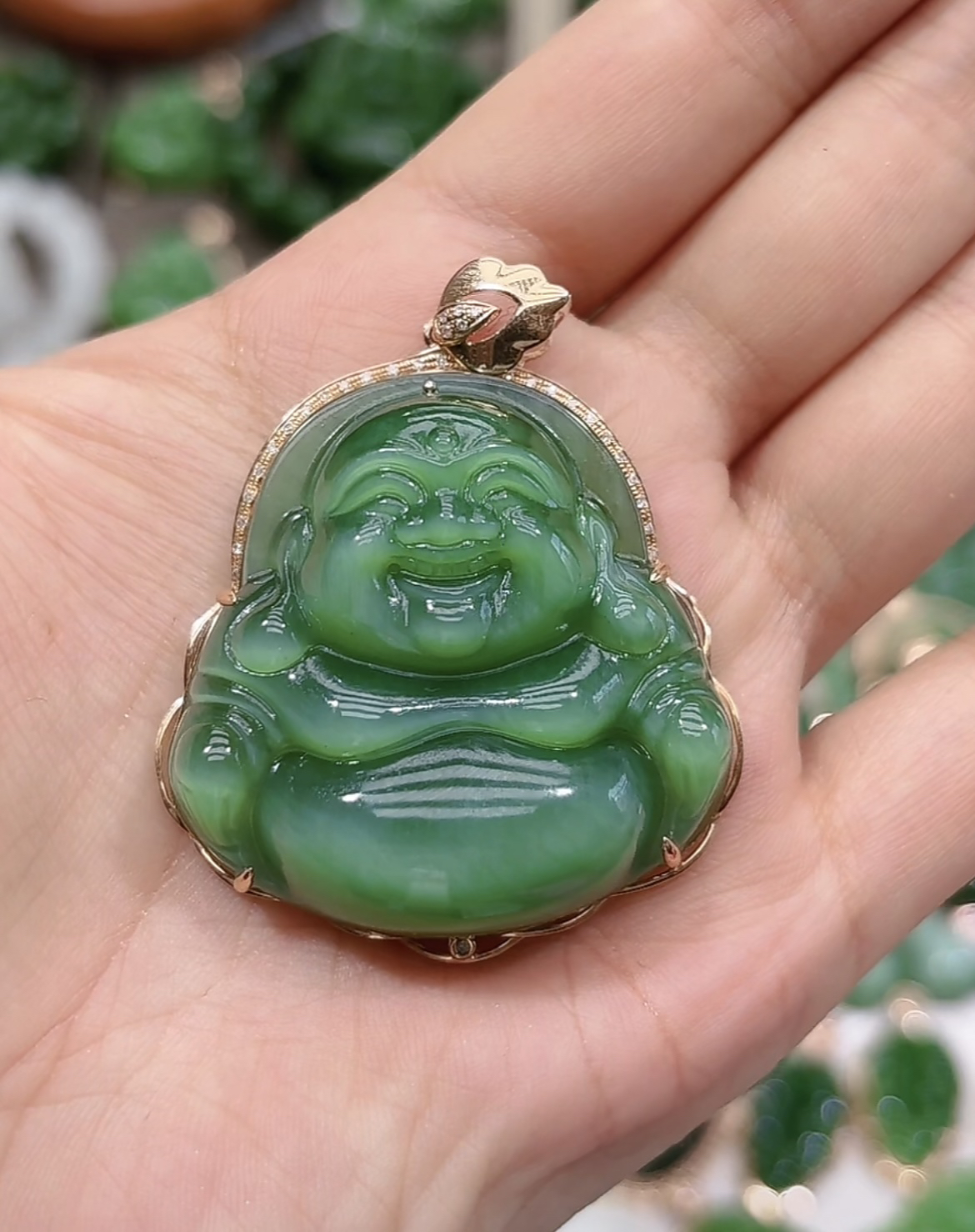 冰黄猫眼粉青卡40大佛18k金镶嵌和田玉碧玉吊坠