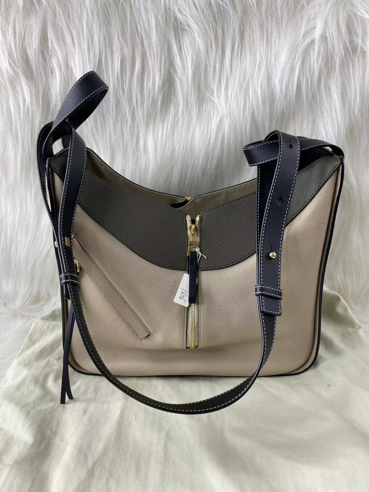 95新 LOEWE/罗意威 灰色吊床/zx1676
