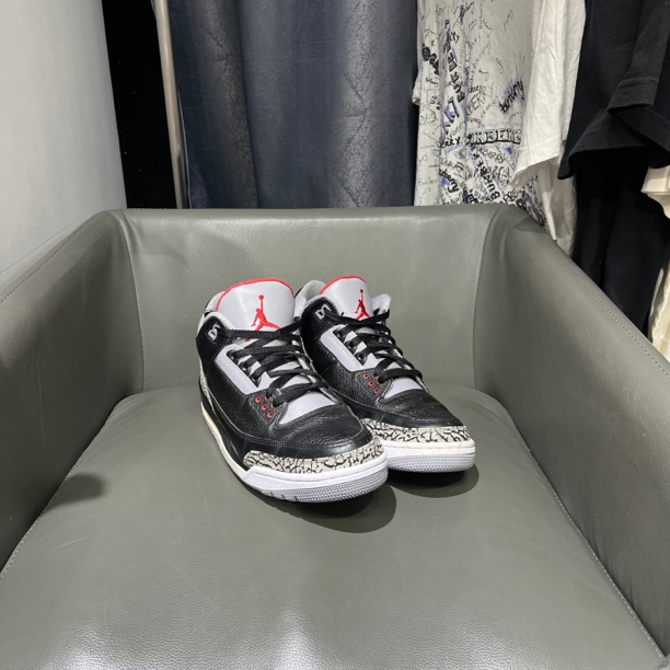 捡漏44.5码 aj3 黑水泥99新1199秒杀球鞋
