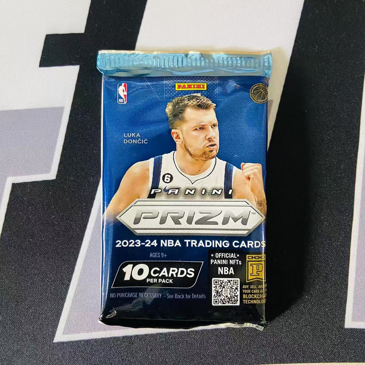 Panini 2023-24 Prizm mega 红碎冰/粉碎冰 散包