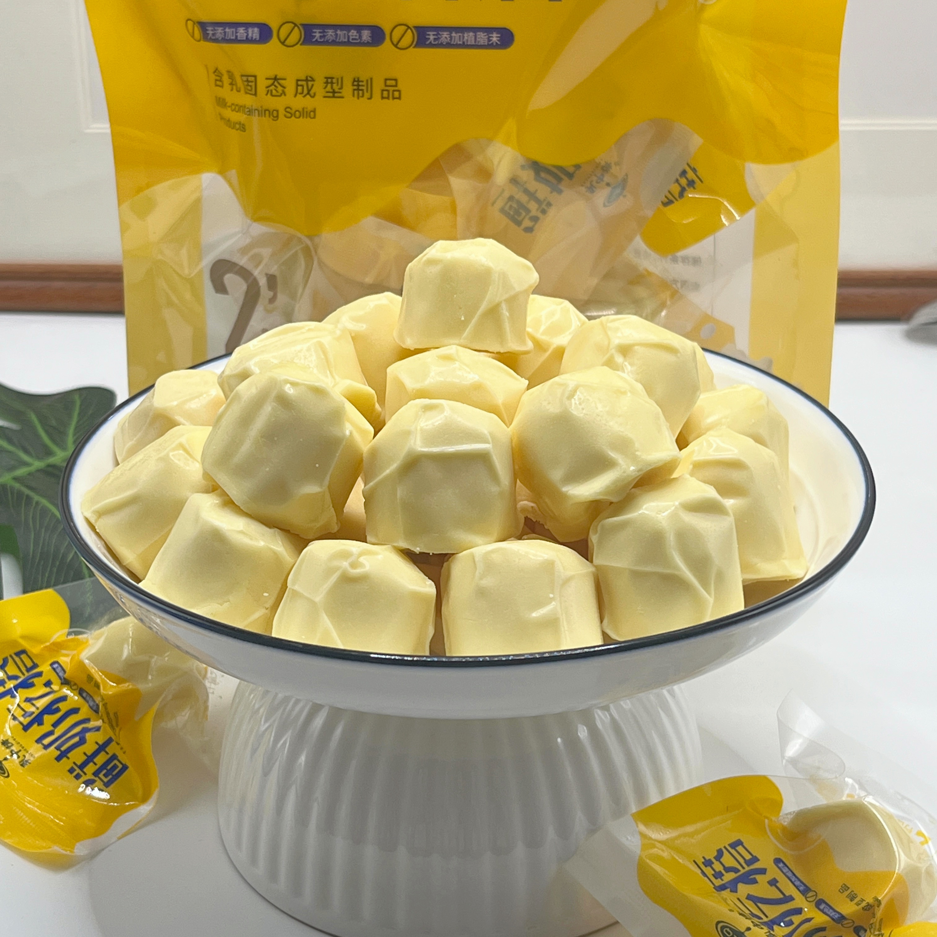 内蒙古奶制品鲜奶疙瘩原味无蔗糖小包装软糯奶香浓郁奶酪