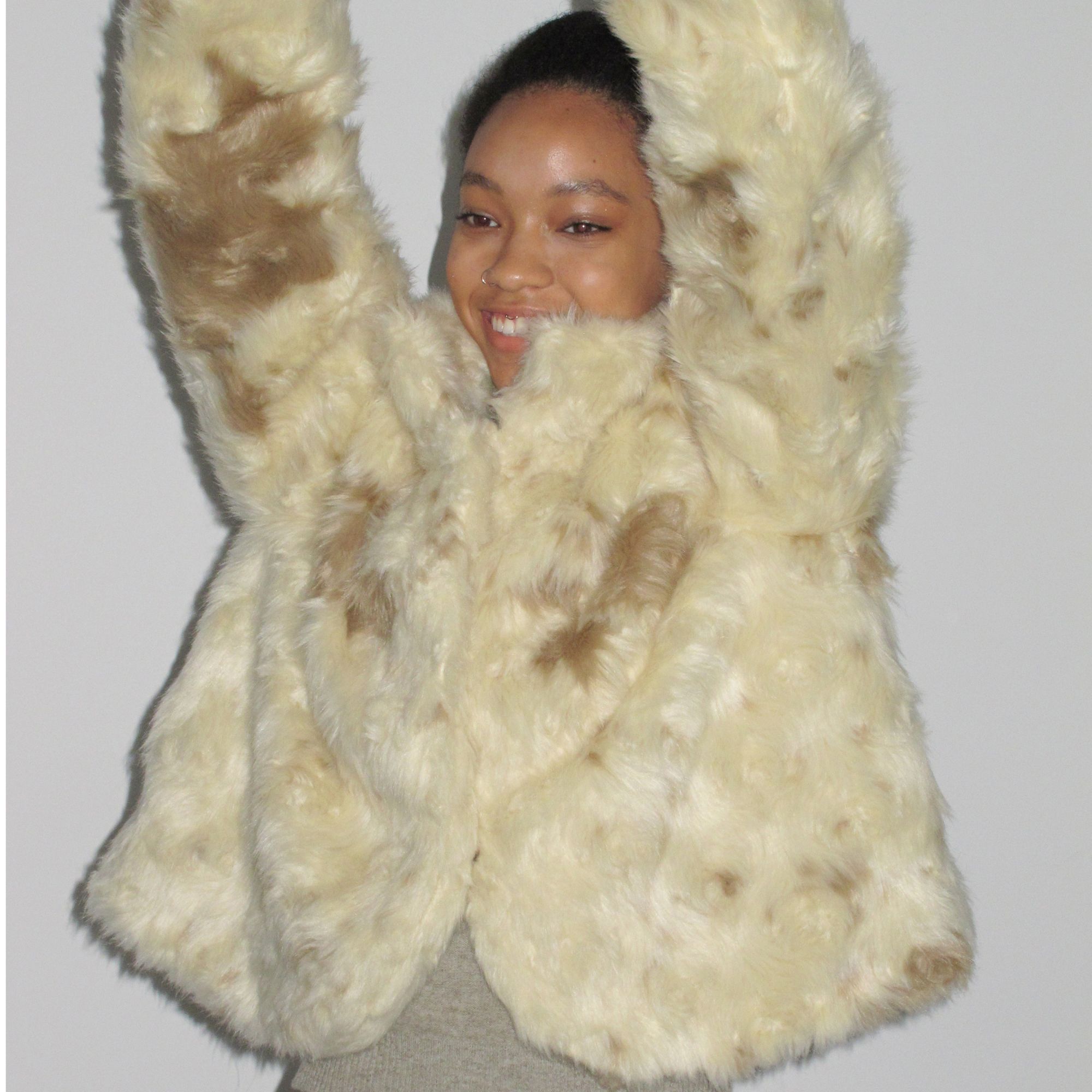 Mito de dar 渐染白棕哥利卷毛短款宽松立领时尚保暖加厚休闲外套