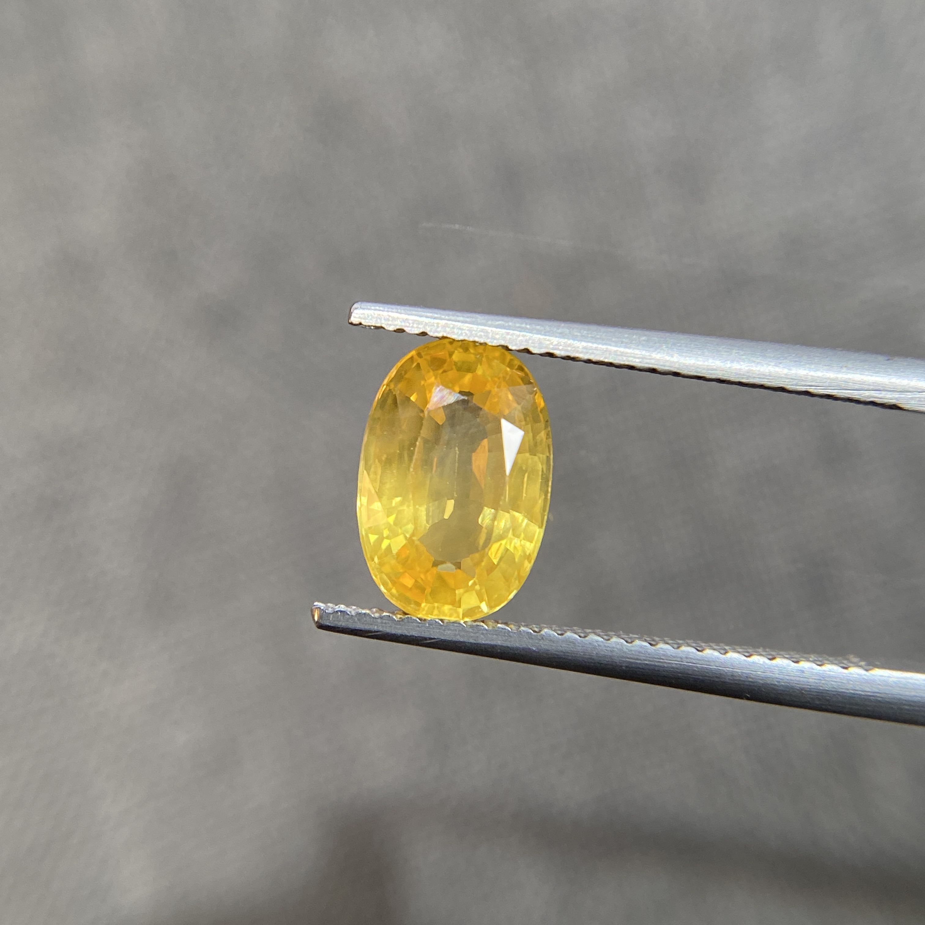 3.33克拉天然金丝雀黄色蓝宝石斯里兰卡精品明亮色泽丝绒感