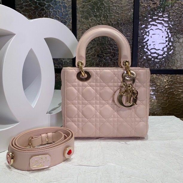 95新 DIOR/迪奥 Dior粉色四格戴妃 24110085-02