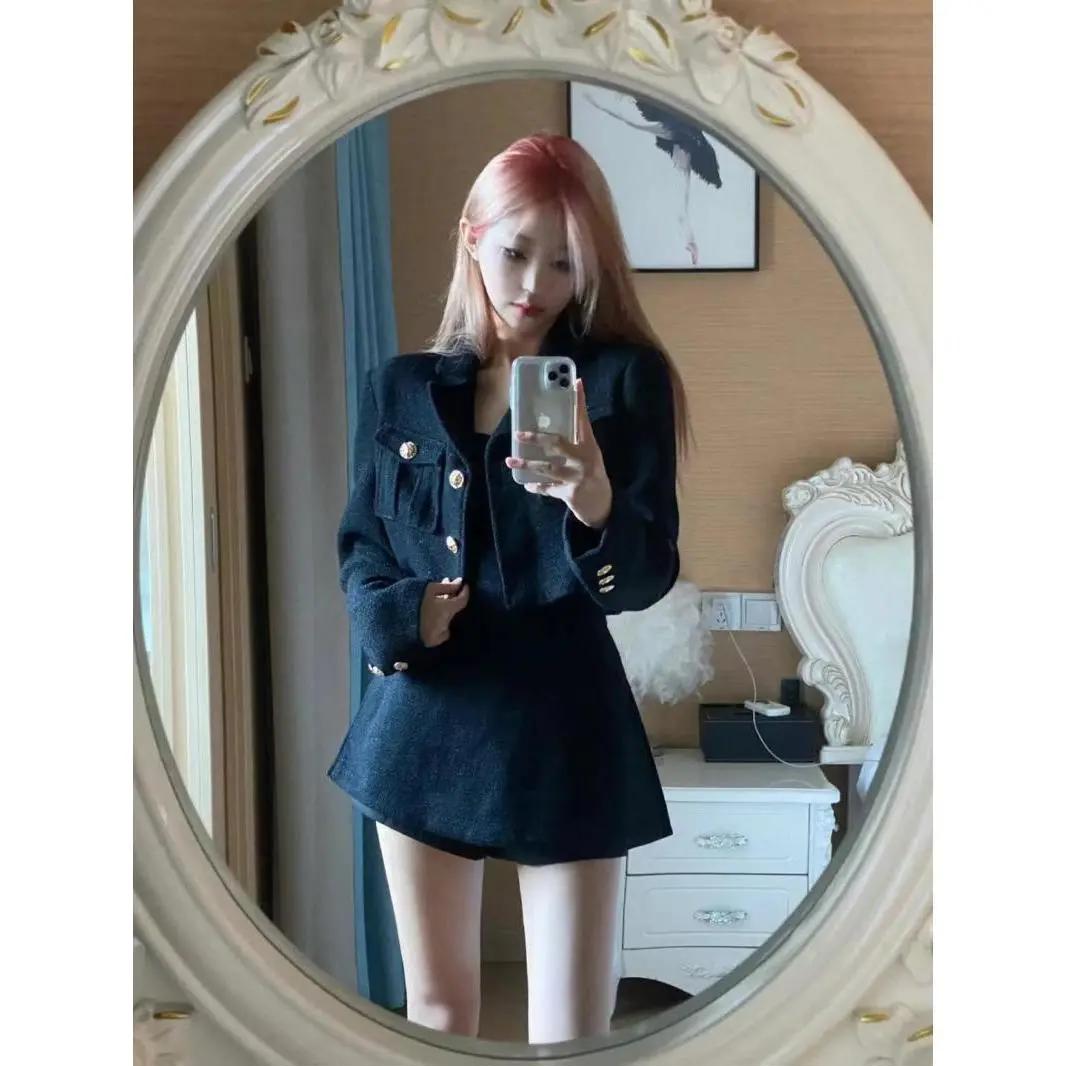 2023秋季新款高级感财阀千金黑色小香风短款外套金属纽扣吊带裤裙