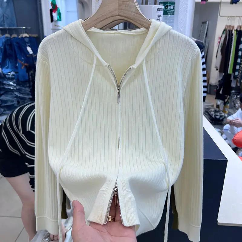 2023秋新款连帽坑条百搭衫女欧货洋气双拉链毛衣打底衫韩系短上衣