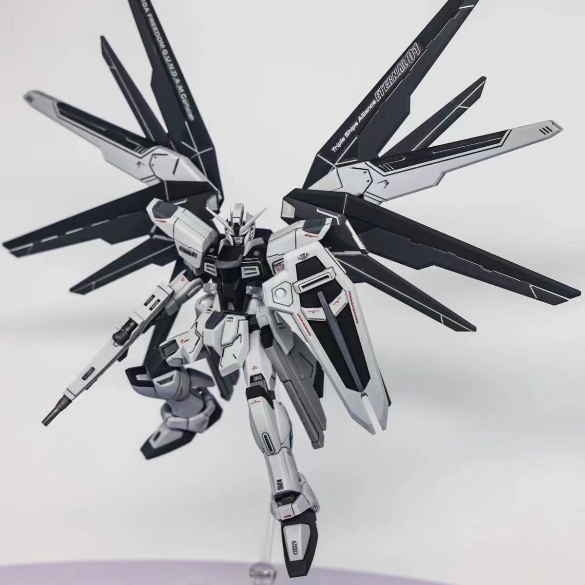 头雕最新修复版HG1/144 新生自由未启动式 完美模型国产拼装玩具