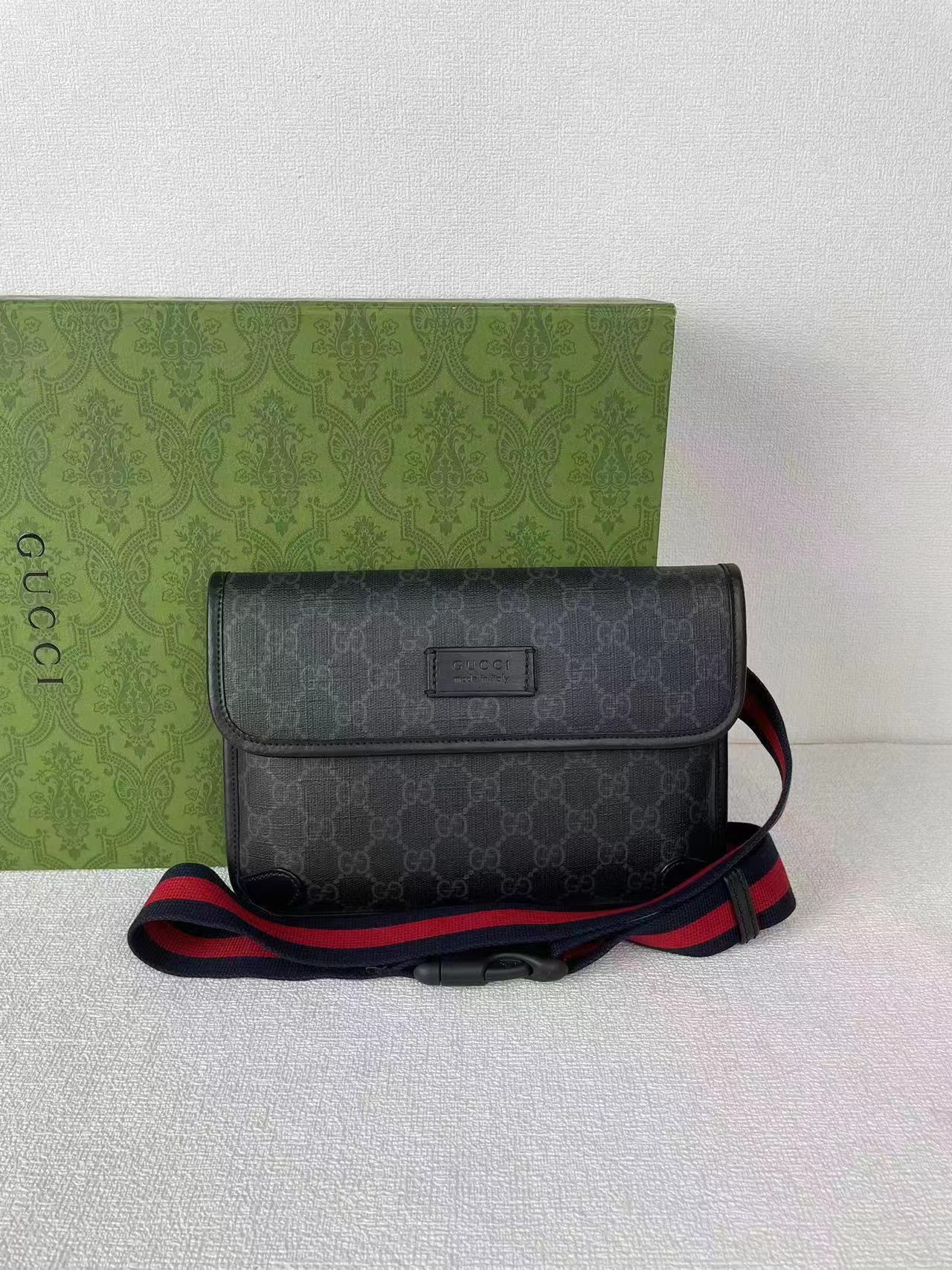95新 GUCCI/古驰 牛奢网古驰单面虎头包/D05071313tw