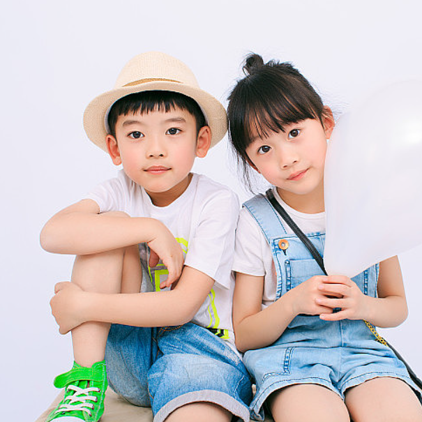 儿童高品质商场撤柜沙滩亲子短袖裤子舒适亲肤卡通小孩儿童儿童节