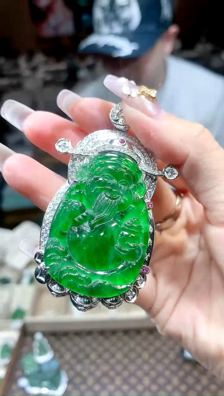 【闪购商品】翡翠颈饰银S925镶嵌财神吊坠发一件