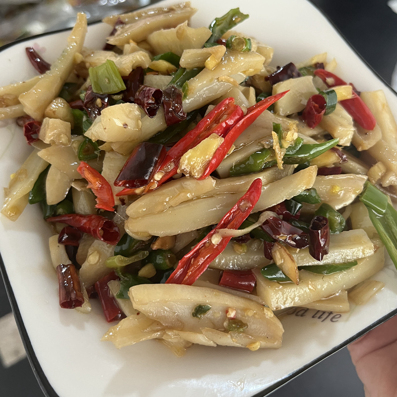 辣椒炒藕条邳州新沂徐州特色小菜香辣下饭菜