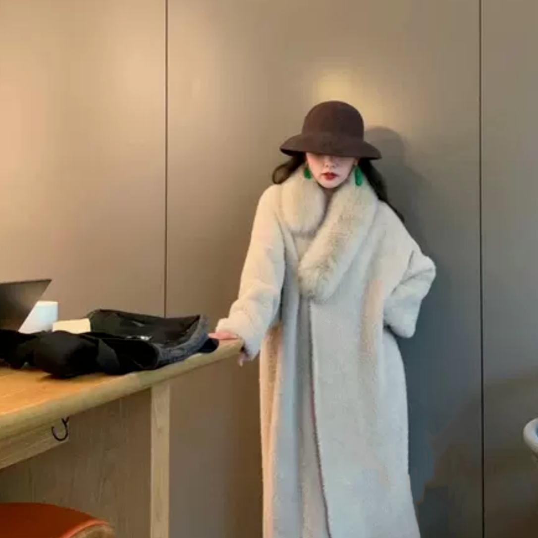 LHMknk1画报夫人原创自制灰白色贵妇毛毛外套新中式军阀《镜书》