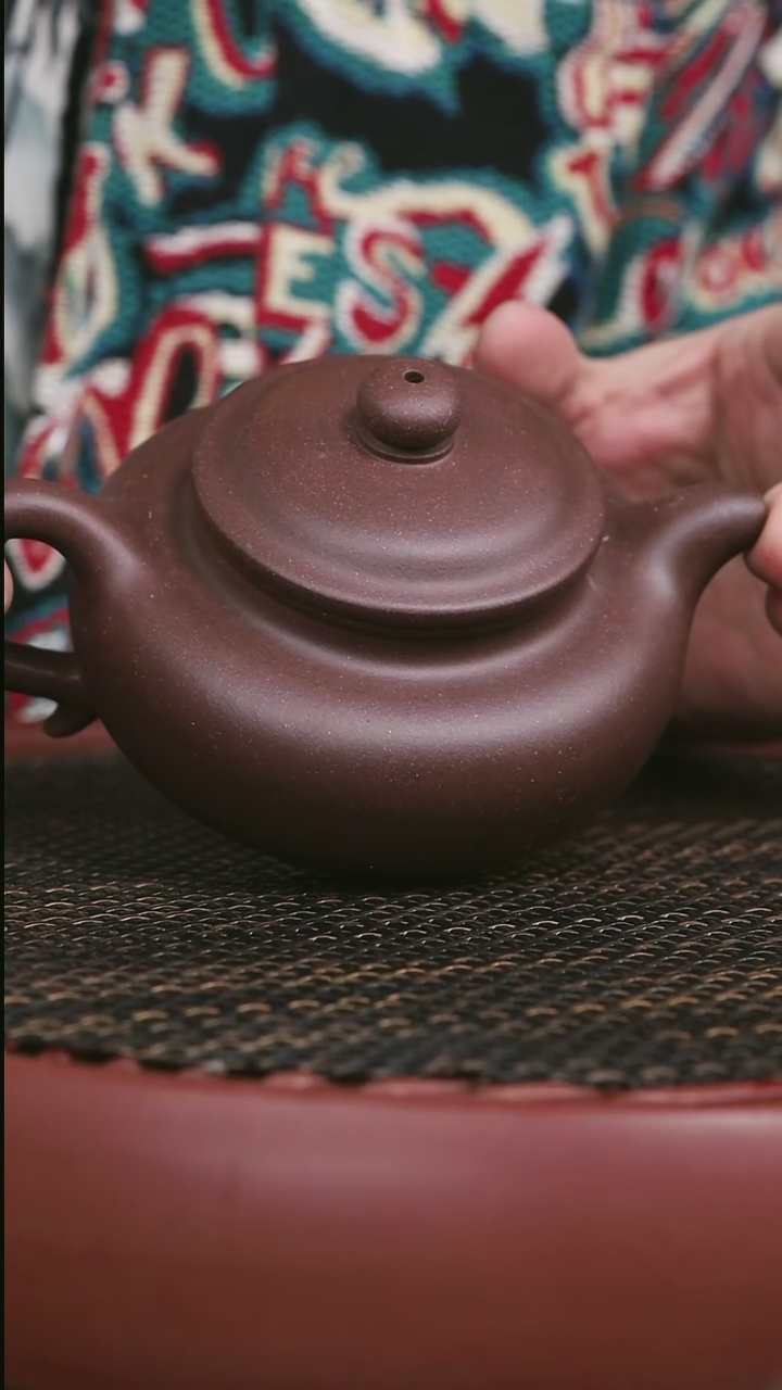 【闪购商品】紫砂高砂老紫泥34号仿古400CC微微暇