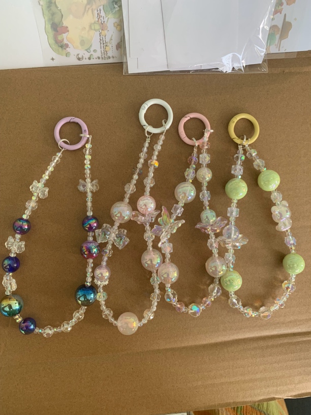 抖抖手作的滴胶作品钥匙扣粉色手机挂链