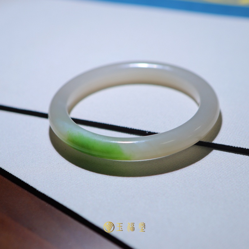 玉福堂 | 天然和田玉翠青玉镯 美人条56-58mm手镯 一口翠