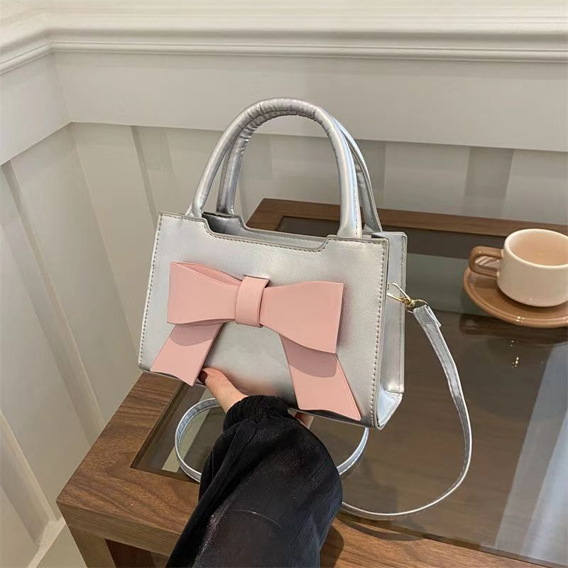 【贵妃】K366 2025蛇年秋冬新款时尚百搭女款时尚高级感斜跨包