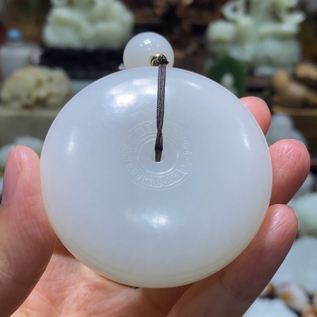 和田玉挂件未镶嵌下*虎