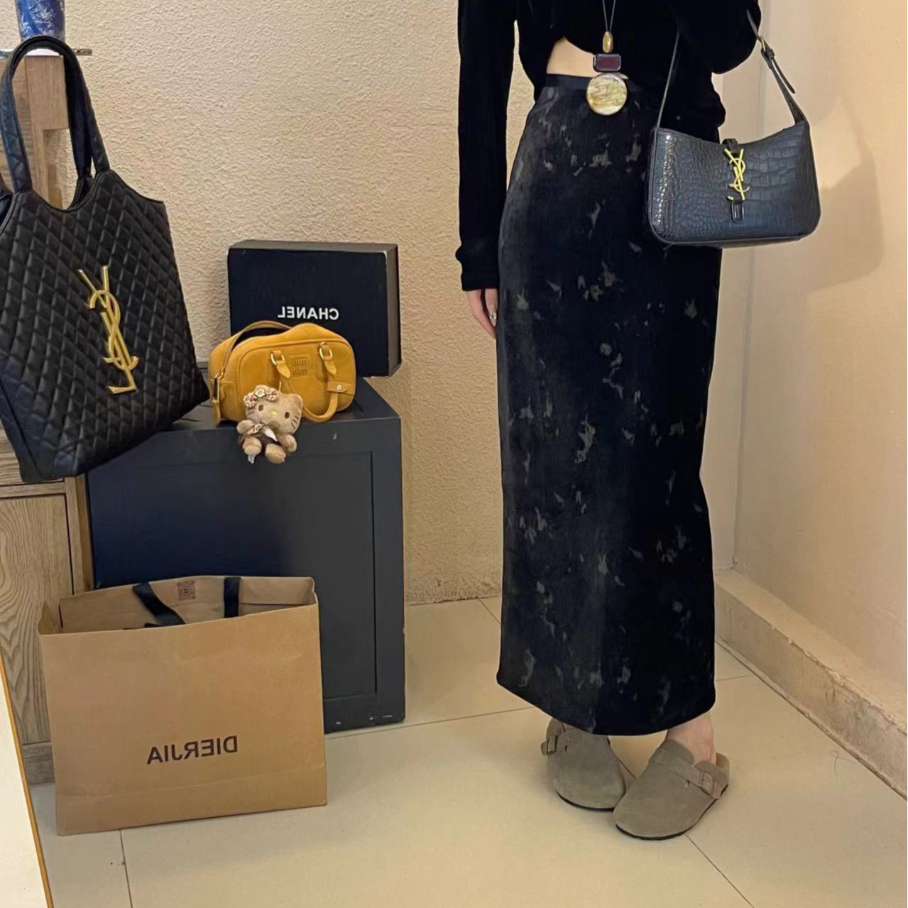 韩版chic秋季新款高级感雪尼尔显瘦半身裙气质高腰复古网红修身