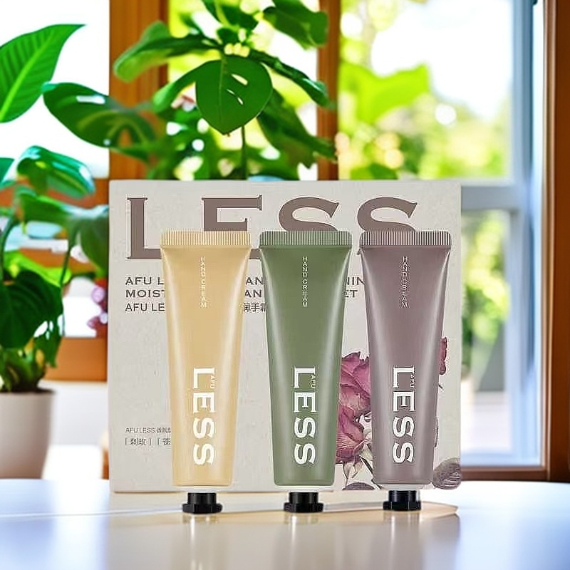 阿芙LESS香氛型莹亮滋润手霜护手霜礼盒30g*3