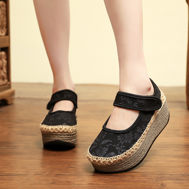 1618-269春秋新款浮雕提花四季素色古风国潮国风古装女士布鞋