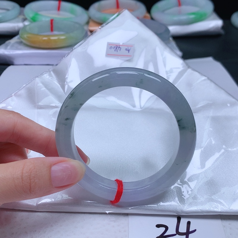 【闪购商品】翡翠手镯未镶嵌55