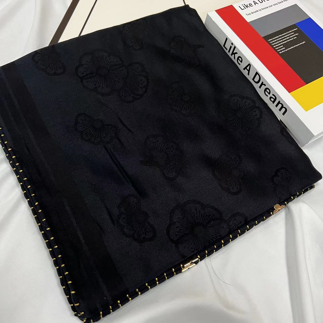140丝毛方巾-巴黎之约 手工掐丝定制丝巾