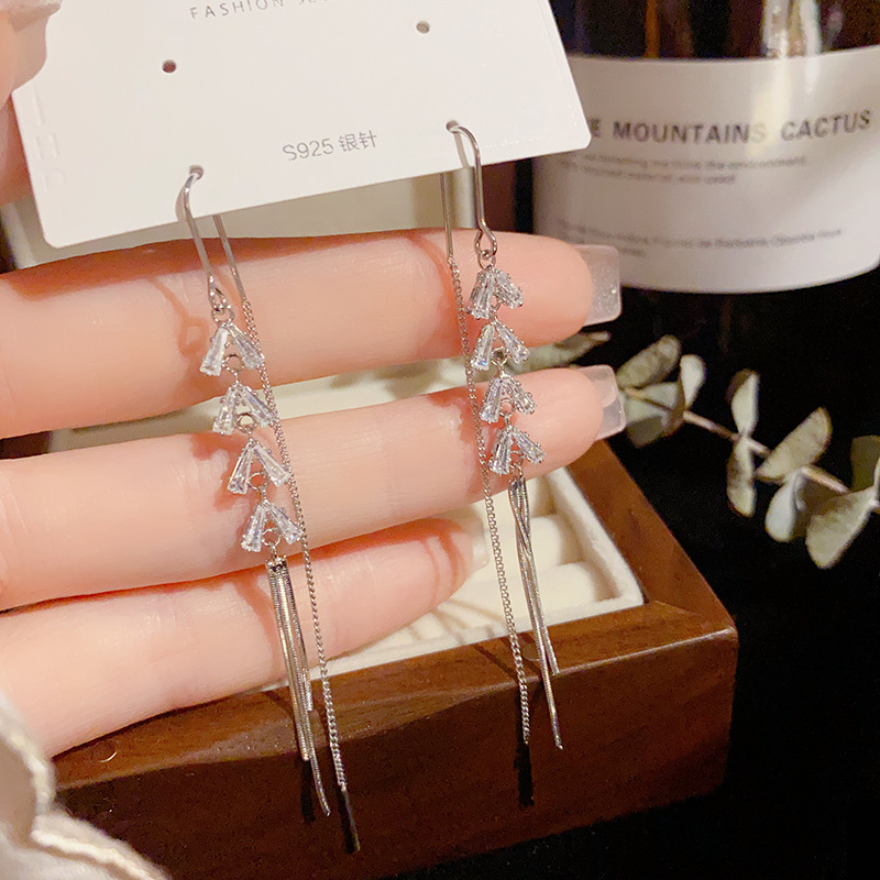 铁合金莫桑石耳饰 195号韩式名媛风流苏耳线简约时尚