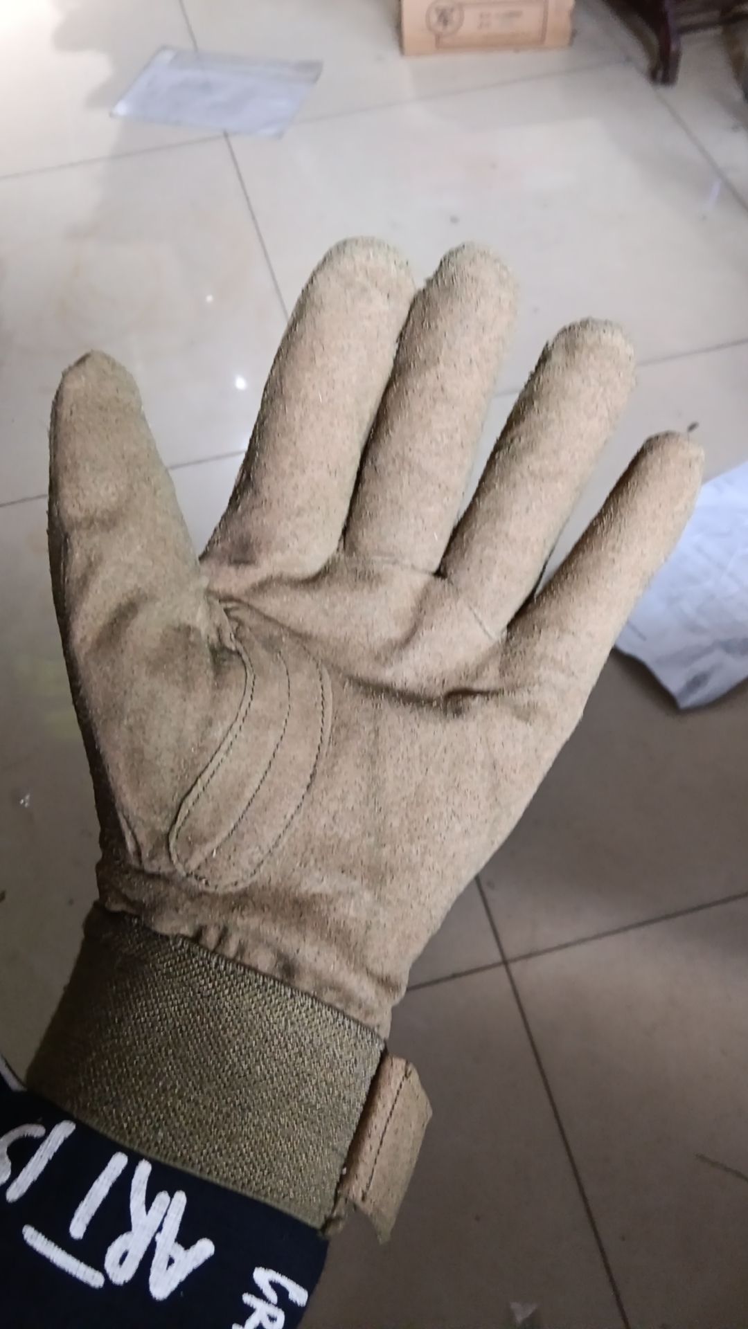 橄榄绿手套 骑行户外 保暖保安执勤加厚加绒手套