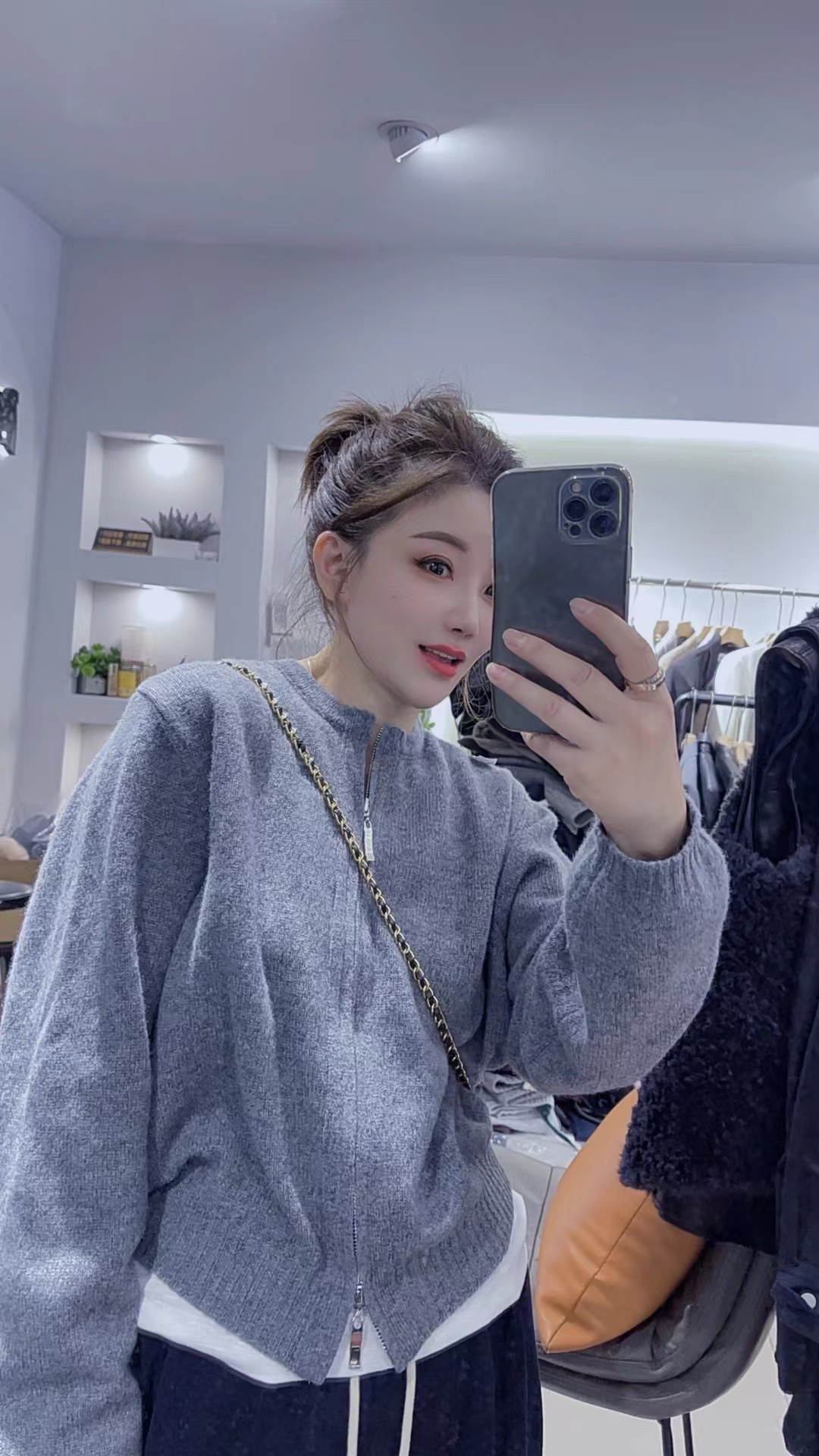 休闲双拉链圆领开衫