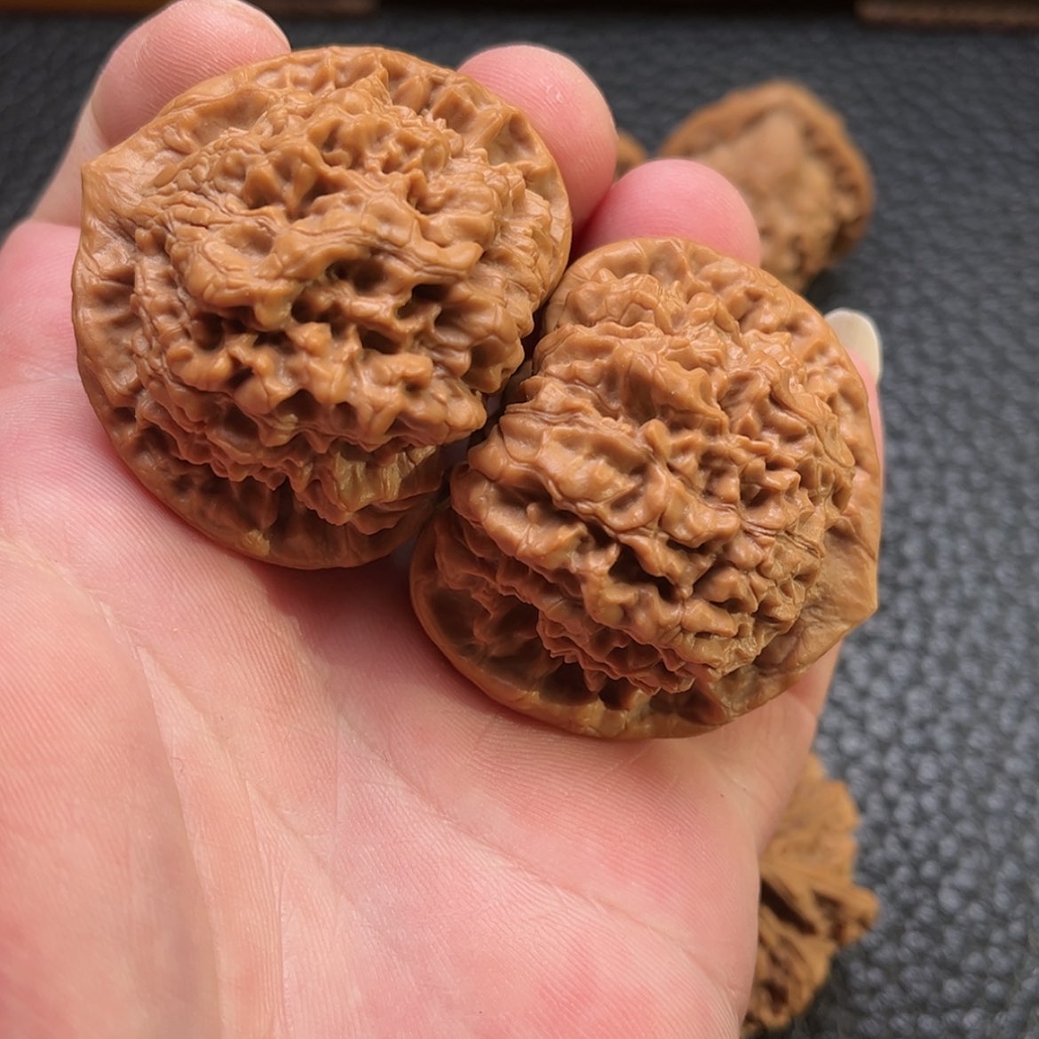 【闪购商品】文玩核桃吊坠M****y