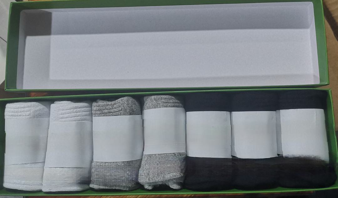 绿色盒盒装袜子     