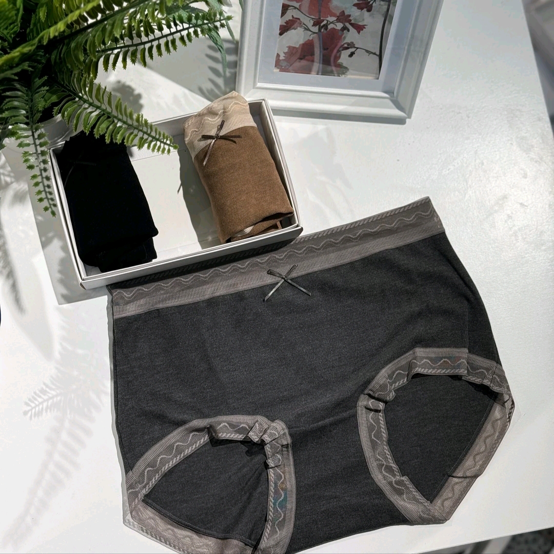 法式浪漫蕾丝花边中腰女士内裤舒适磨绒柔软三角裤