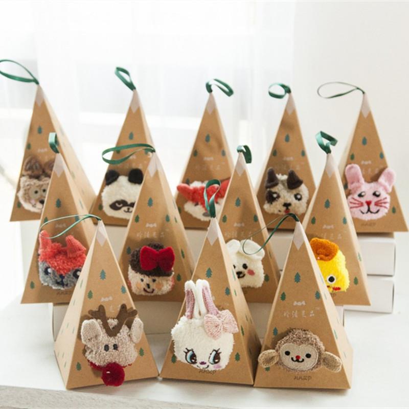 秋冬新款珊瑚绒袜子冬季加厚立体卡通刺绣地板圣诞袜半边绒家居袜