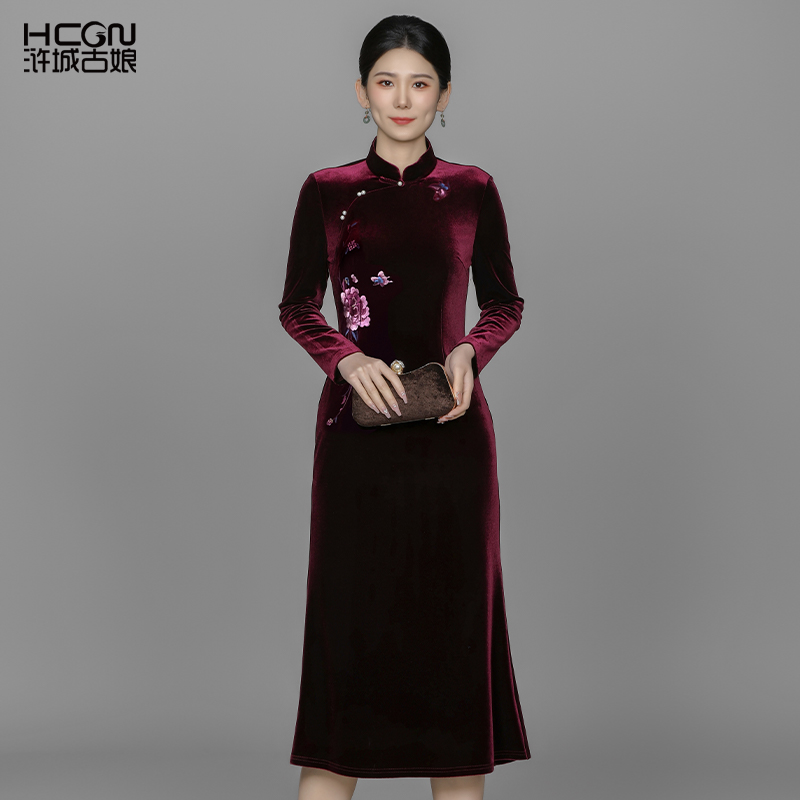 中国风气质丝绒精致刺绣修身显瘦贵气优雅女花之遇连衣裙ACL17935