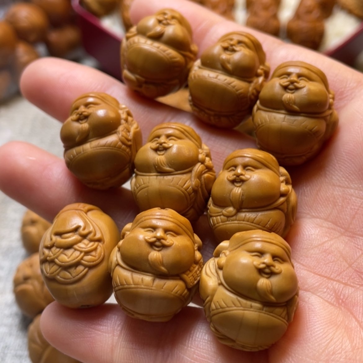 【闪购商品】橄榄核雕胖嘟嘟