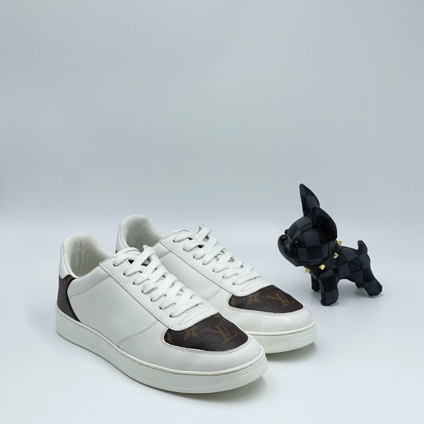 99新 LouisVuitton/路易威登 白棕老花拼接经典时尚百搭板鞋 41码