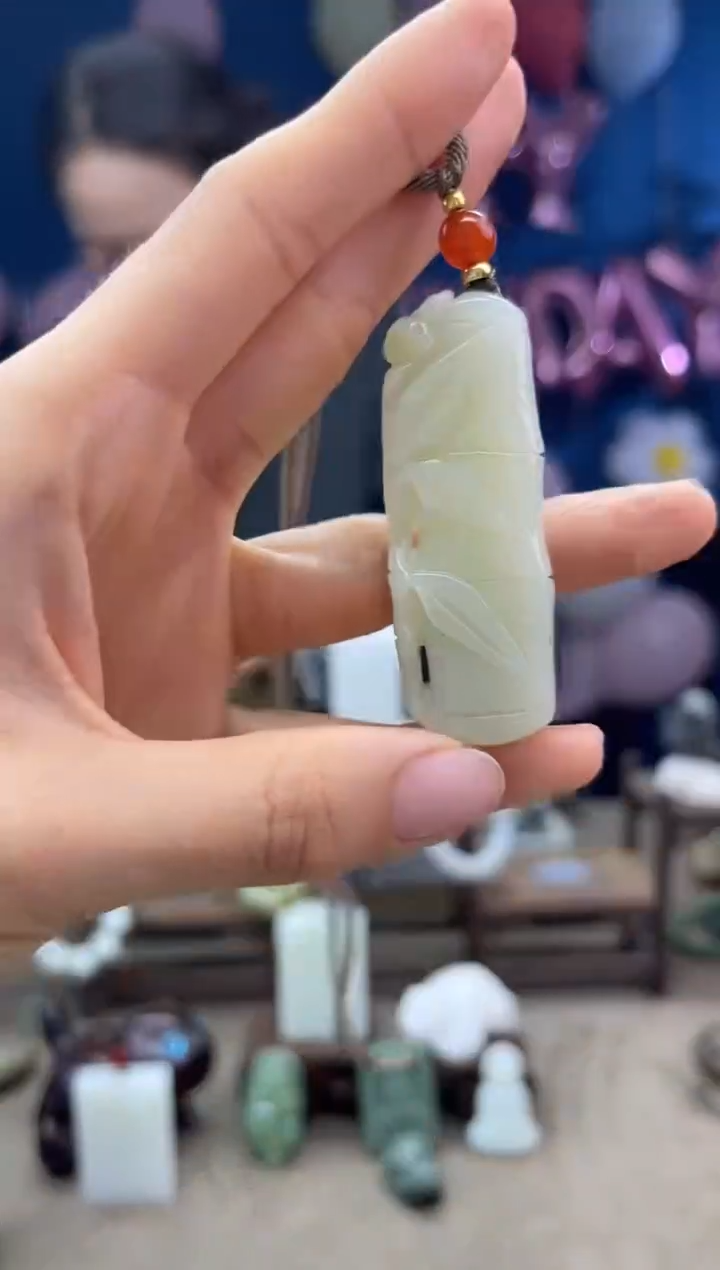 【闪购商品】和田玉颈饰未镶嵌1