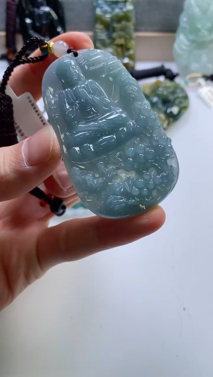 【闪购商品】翡翠挂件未镶嵌             