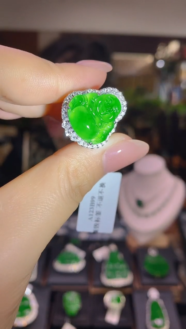 【闪购商品】翡翠戒指18K金镶嵌佛公