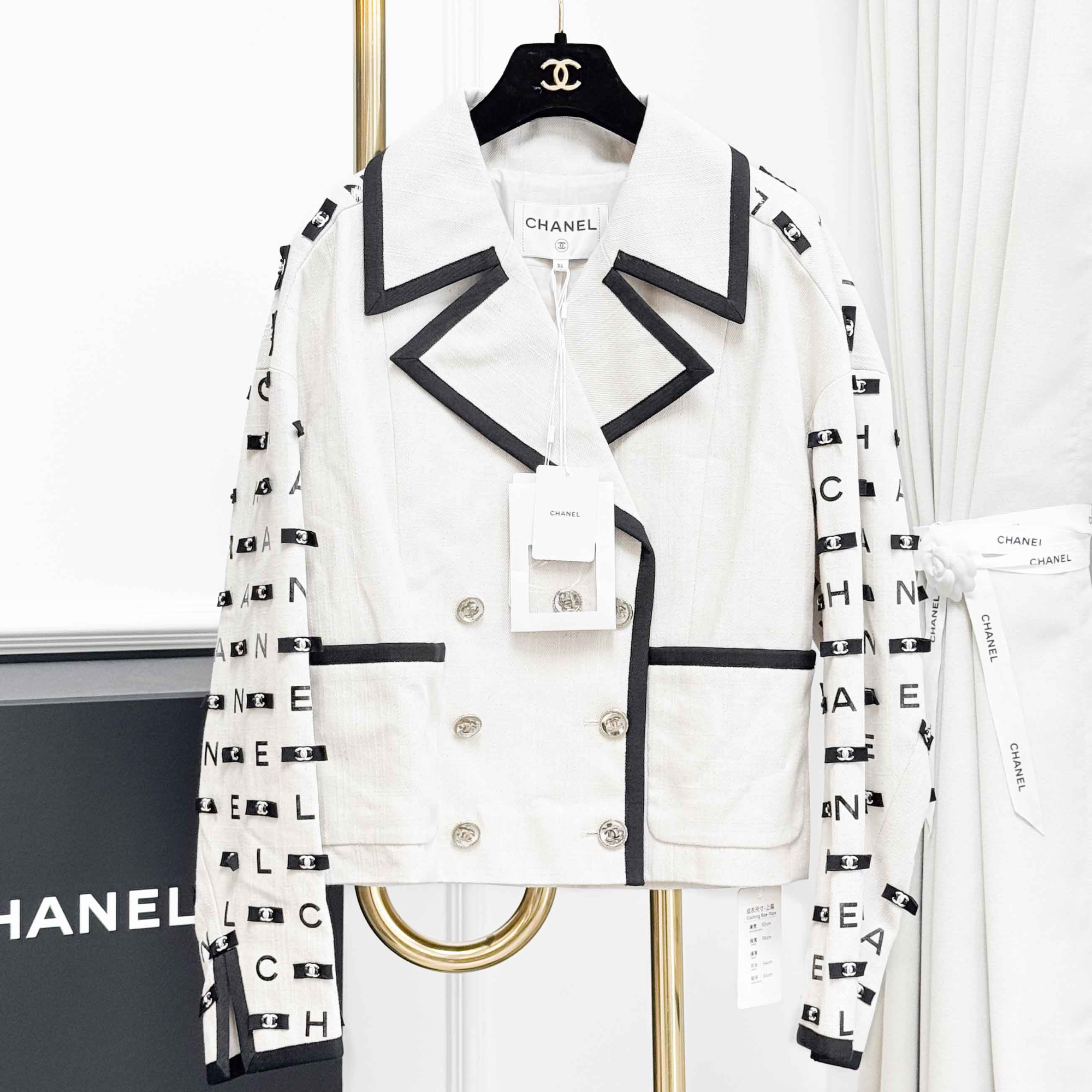 99新 Chanel/香奈儿 36码21S春夏秀款立体黑色字母亮片蝴蝶结夹克