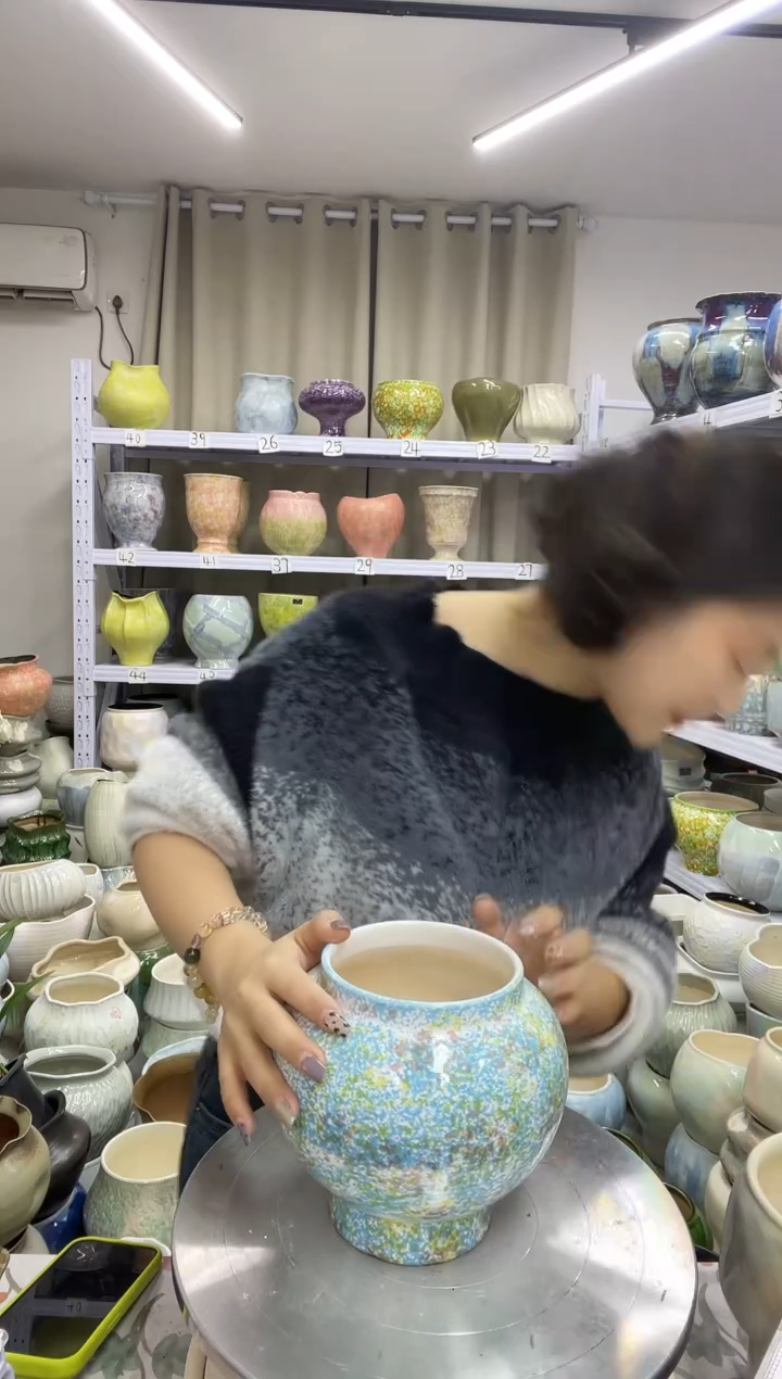 12.9【花盆链接】  高 ：15 口：10